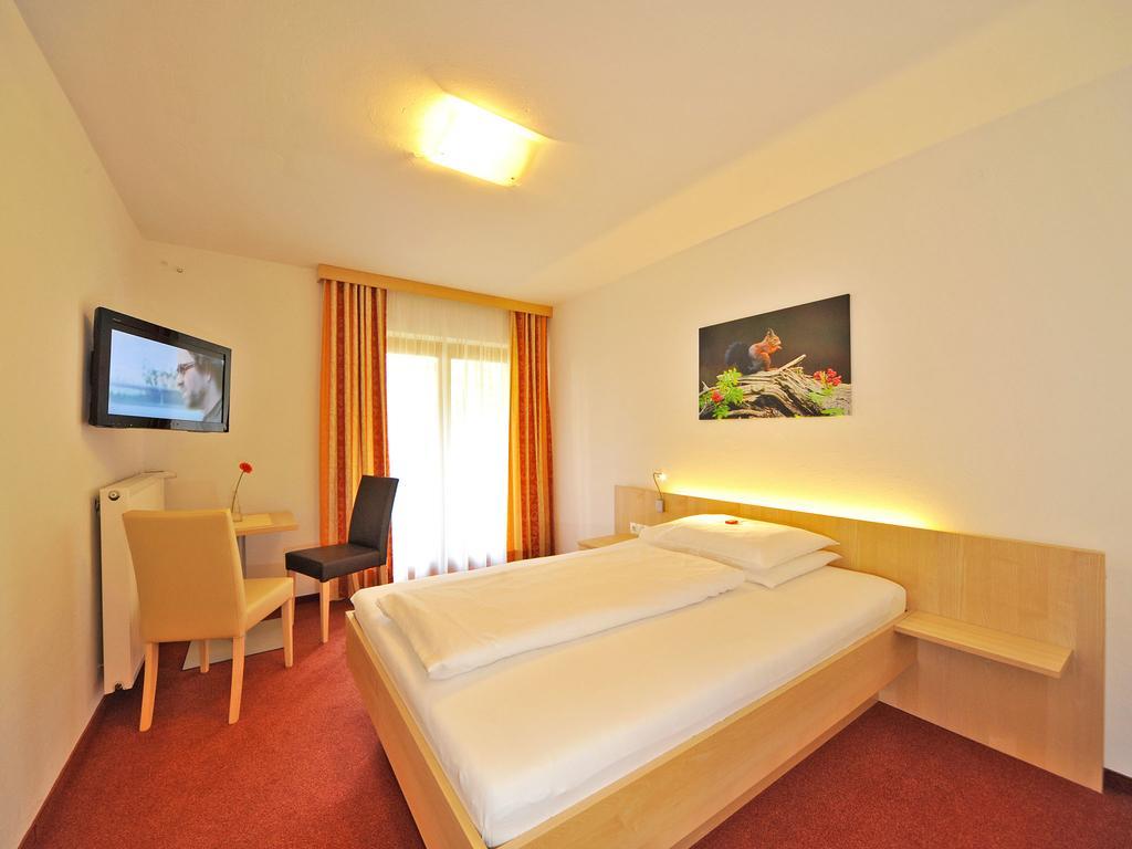 Pension Isabella Bad Kleinkirchheim Exterior photo