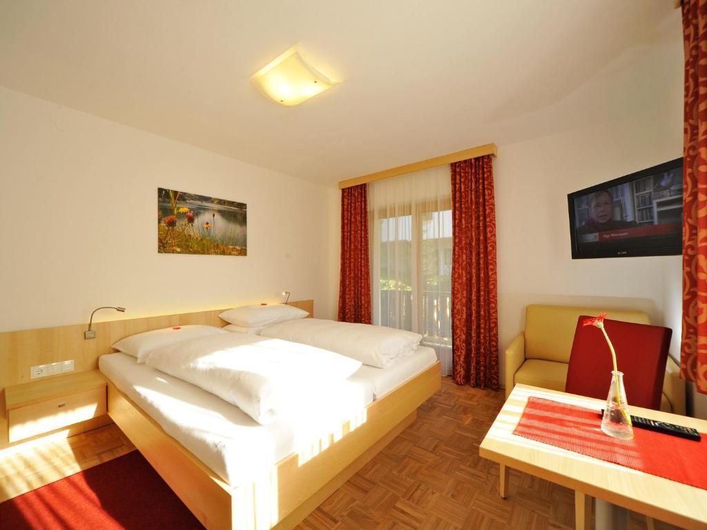 Pension Isabella Bad Kleinkirchheim Room photo